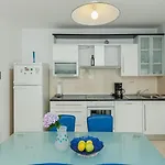 House Sanda