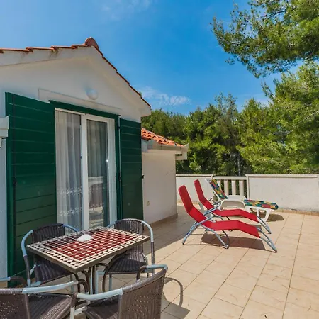 Ferienhaus House Sanda Mirce